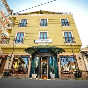dream-hotel-tirana.hotels-in-tirana.com/