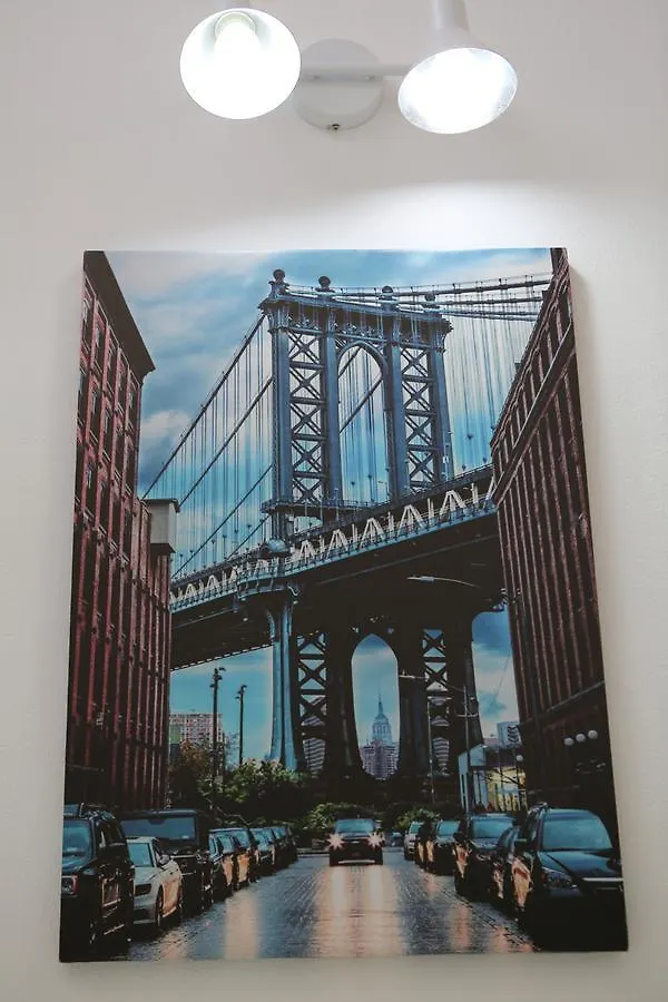 Hotel New York Kamez 3*,  Albanien