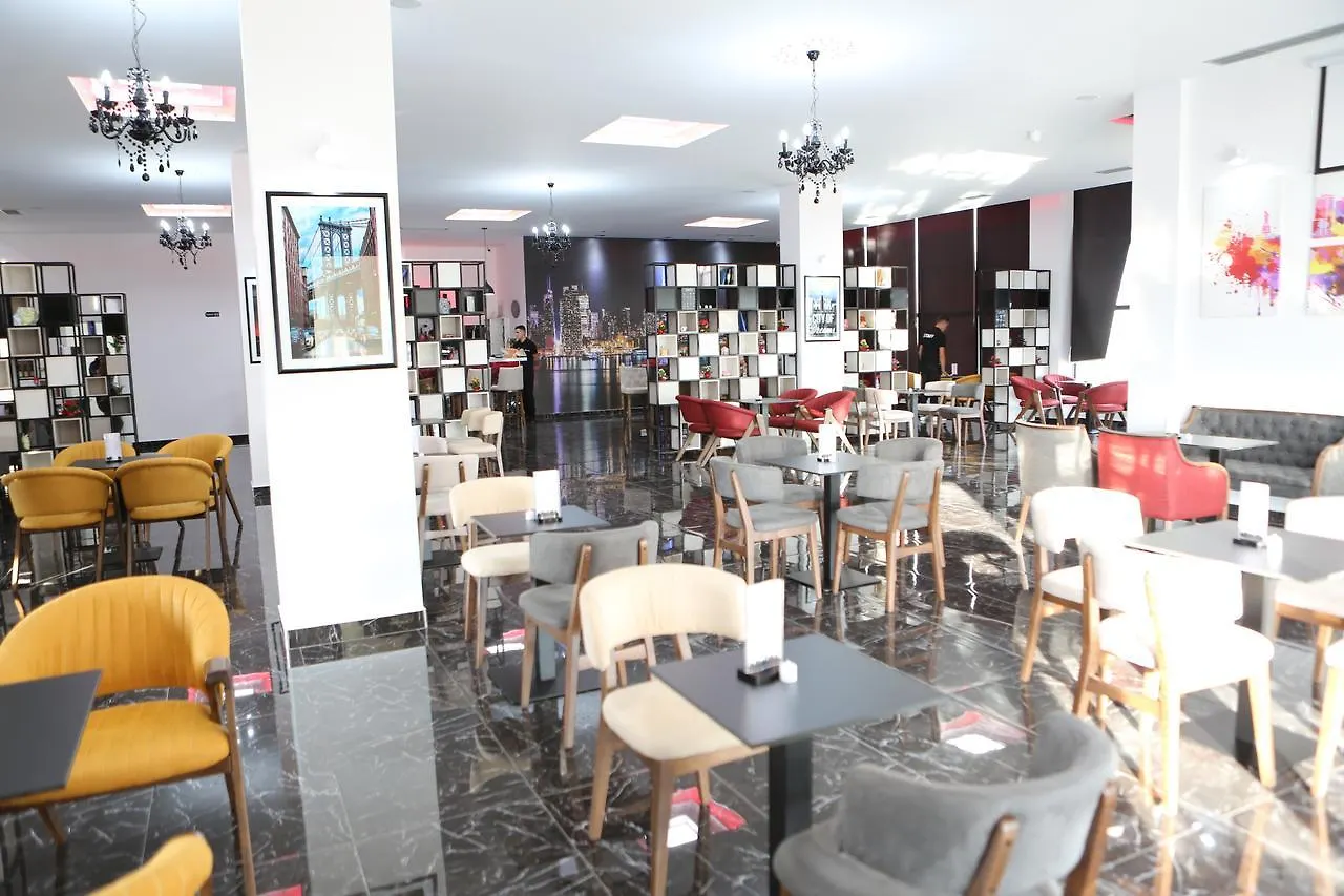 ***  Hotel New York Kamez Albanië