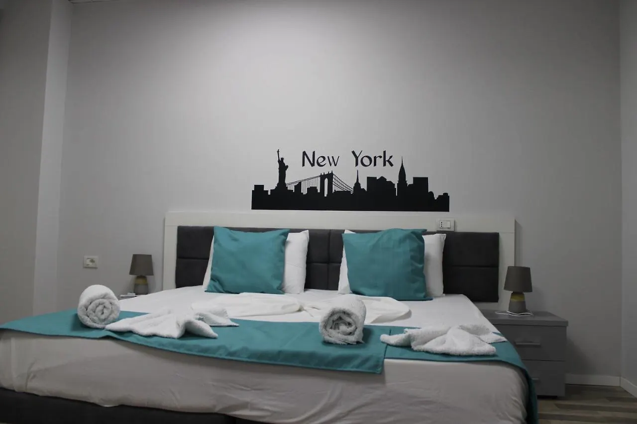 Hotel New York Kamez 3*,